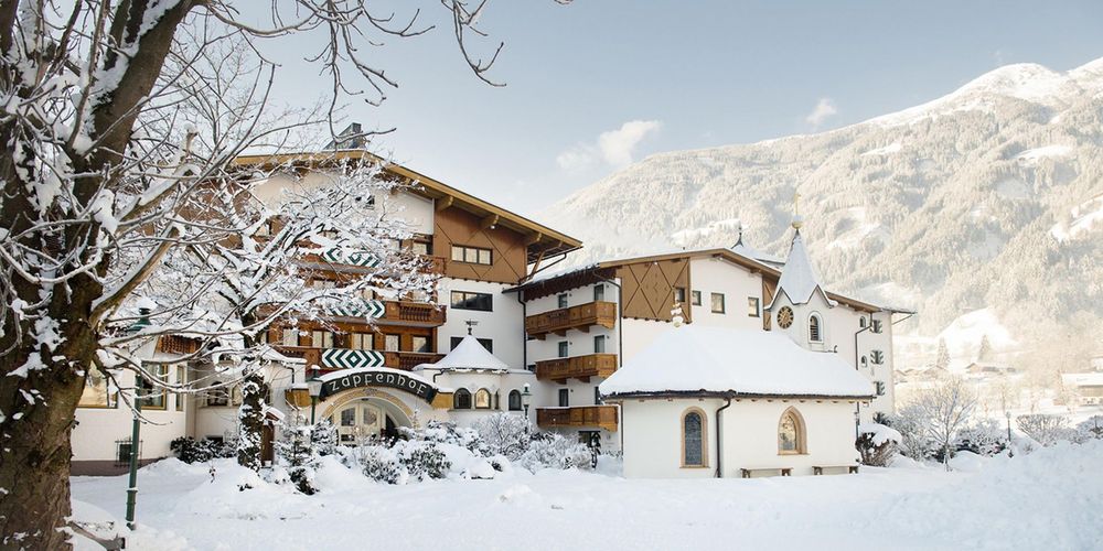 Jahreswechsel in den Alpen 2026/27 im Hotel Landgut Zapfenhof in Zellbergeben