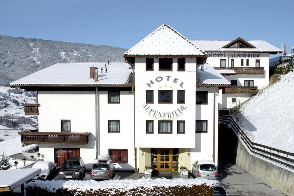 Skiurlaub zum Jahreswechsel 2026/27 im Hotel Alpenfriede in Jerzens