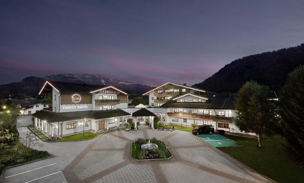 Familienurlaub über Silvester 2026/27 in Reith bei Kitzbühel – LISI FAMILY Hotel