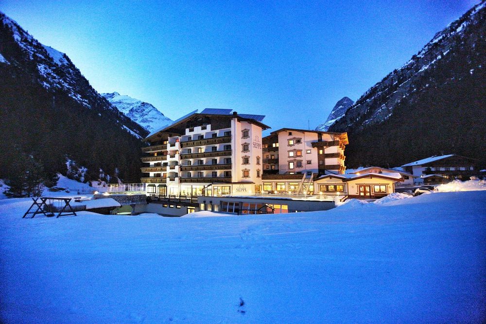 Silvester-Skiurlaub mit Wellness 2026/27 im Hotel Sport & Vital Seppl in St. Leonhard im Pitztal