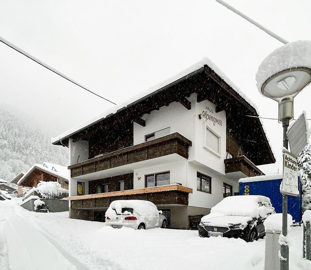 Silvester-Skiurlaub 2026/27 in Oetz – Haus Alpengruß