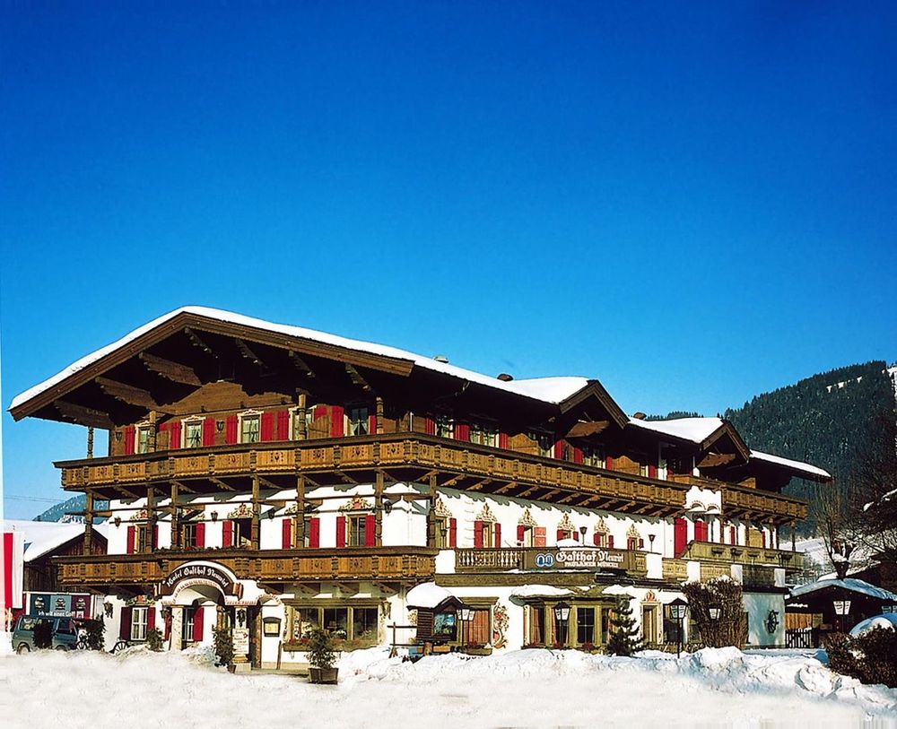 Jahreswechselurlaub 2026/27 in Oberndorf in Tirol – Kaiserhotels Neuwirt