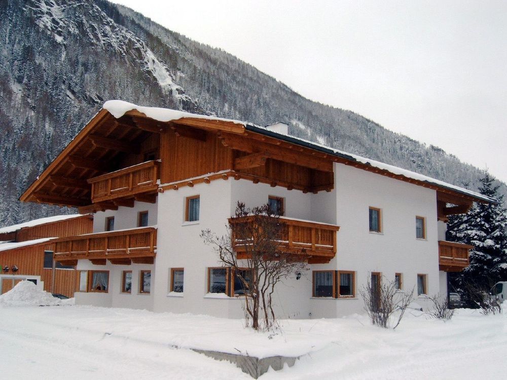 Skiurlaub über Silvester 2026/27 in Längenfeld – Appartementhaus Holzknecht