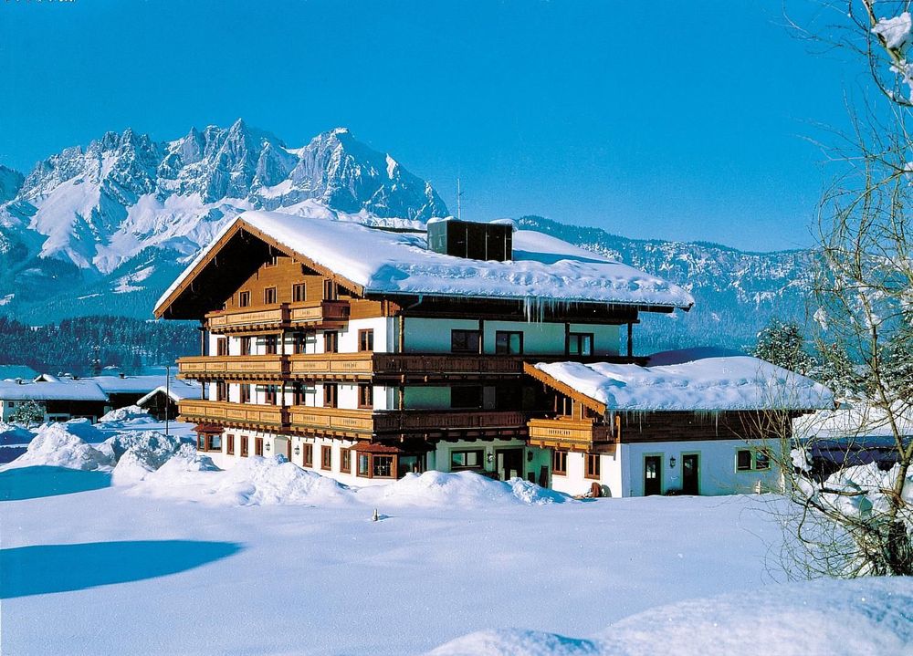 Silvester-Skiurlaub 2026/27 im Kaiserhotel Kitzbühler Alpen in Oberndorf in Tirol