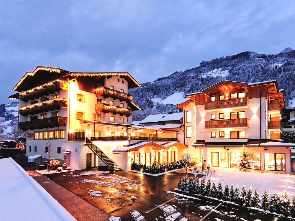 Bergurlaub über Silvester 2026/27 im Hotel Theresia in Ramsau im Zillertal