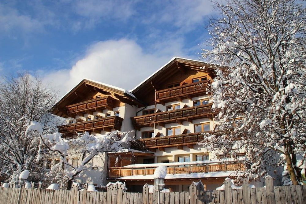 Silvesterreise in die Alpen 2026/27 im Hotel Pfleger in Anras