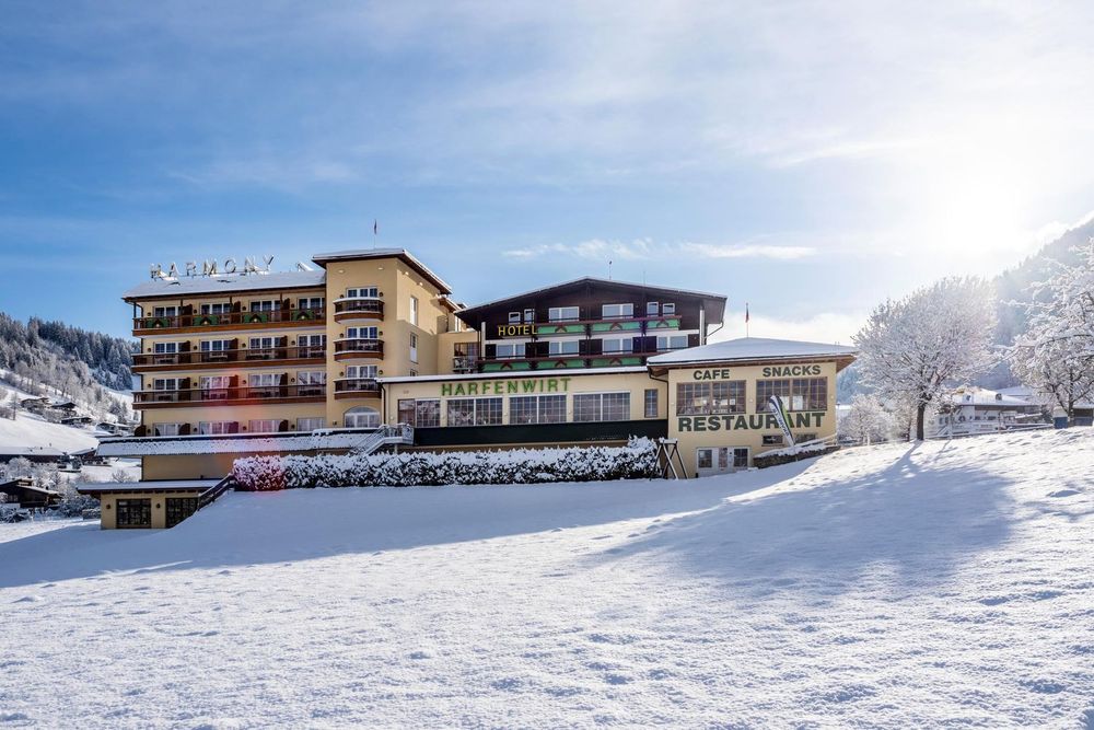 Skiurlaub zum Jahreswechsel 2026/27 im Hotel Harfenwirt in Niederau